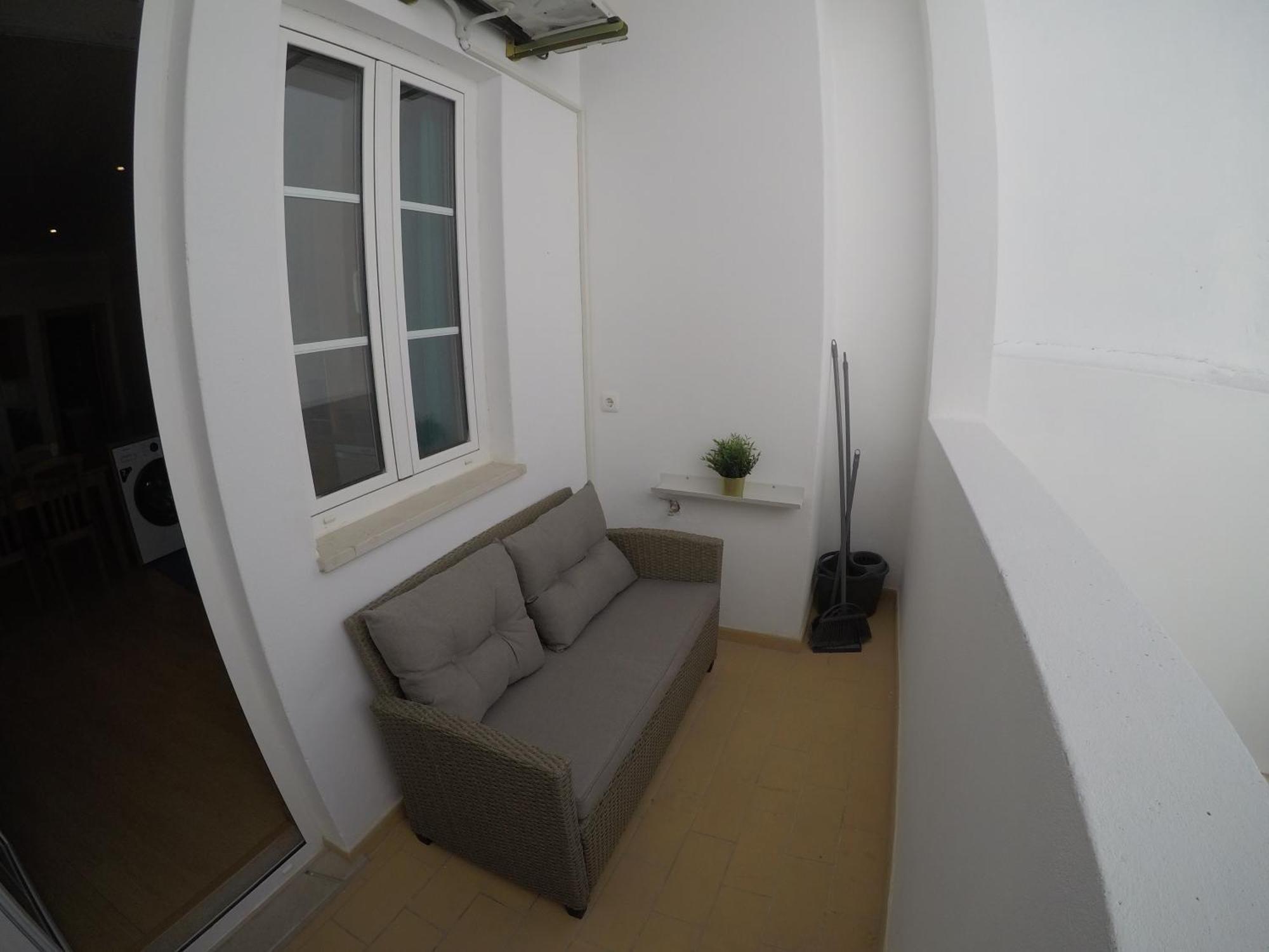 By Blue Door Apartment *