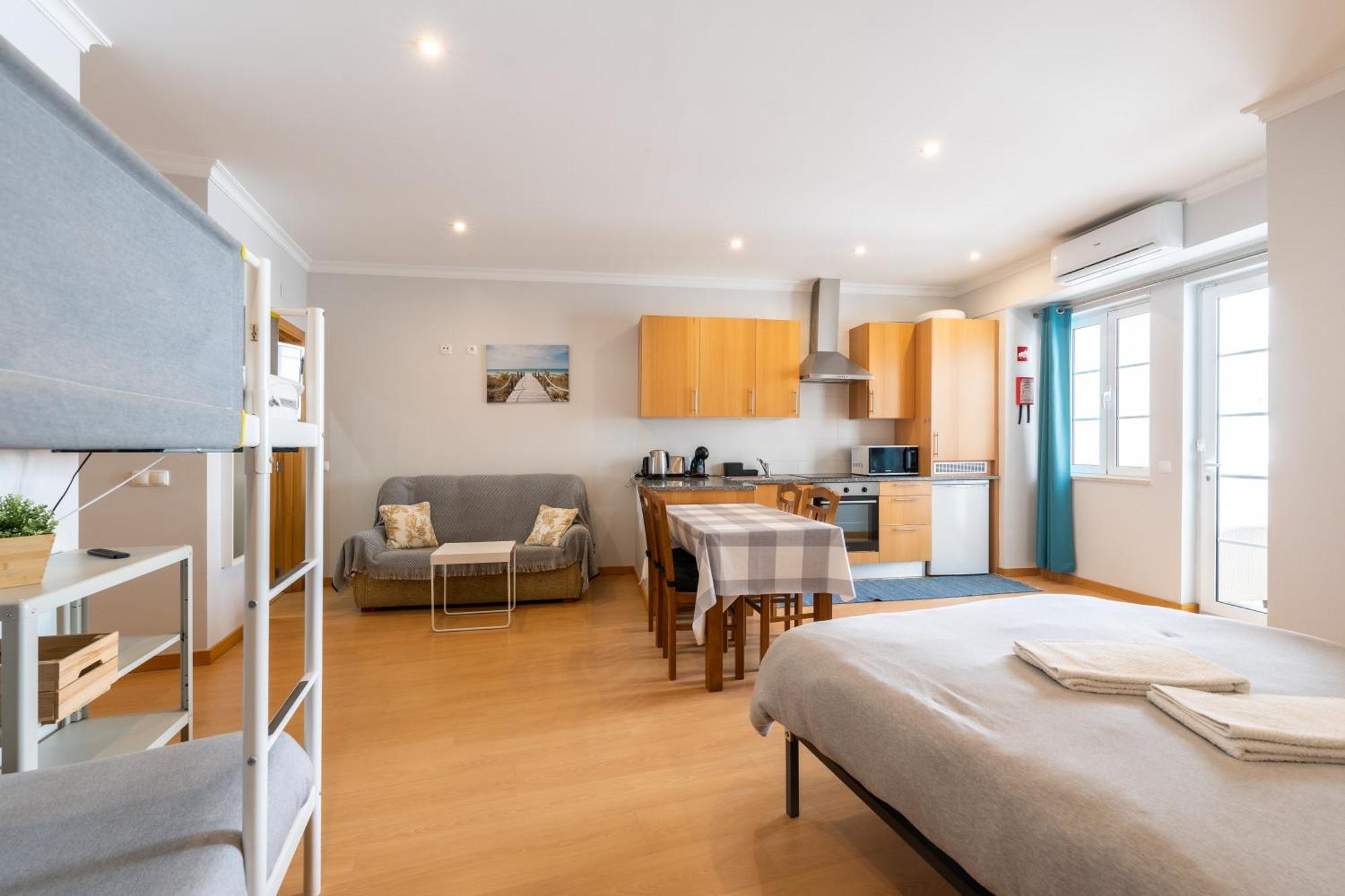 By Blue Door Apartment *